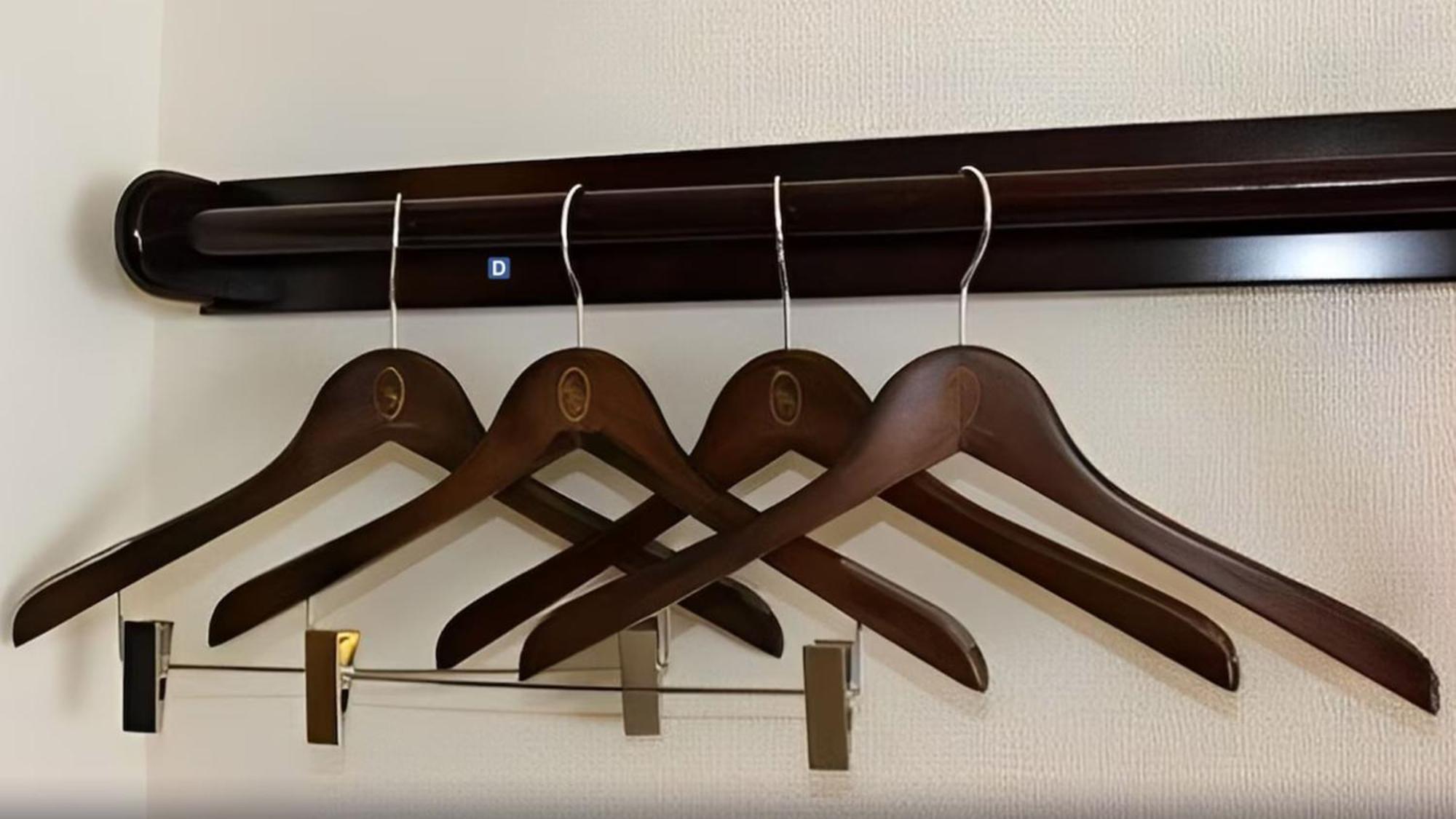 טויונאקה Toyoko Inn Osaka Itami Airport מראה חיצוני תמונה