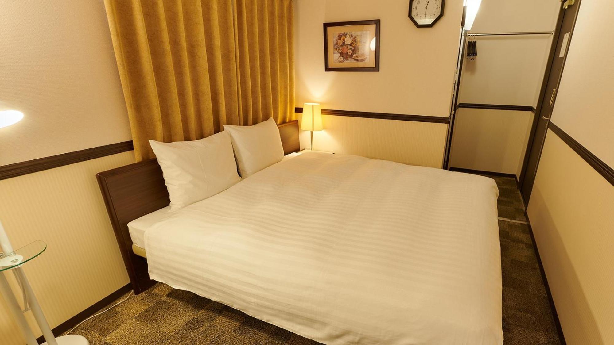 טויונאקה Toyoko Inn Osaka Itami Airport חדר תמונה