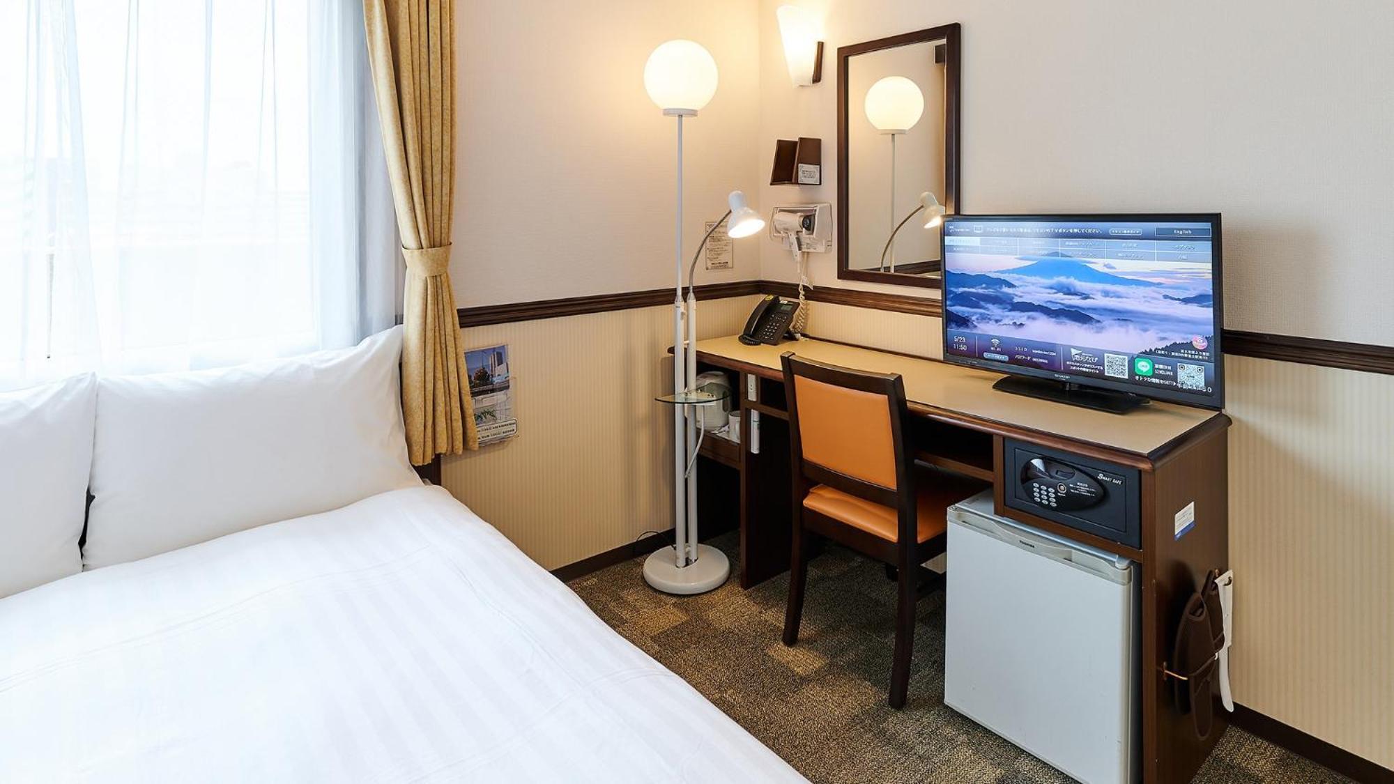 טויונאקה Toyoko Inn Osaka Itami Airport חדר תמונה