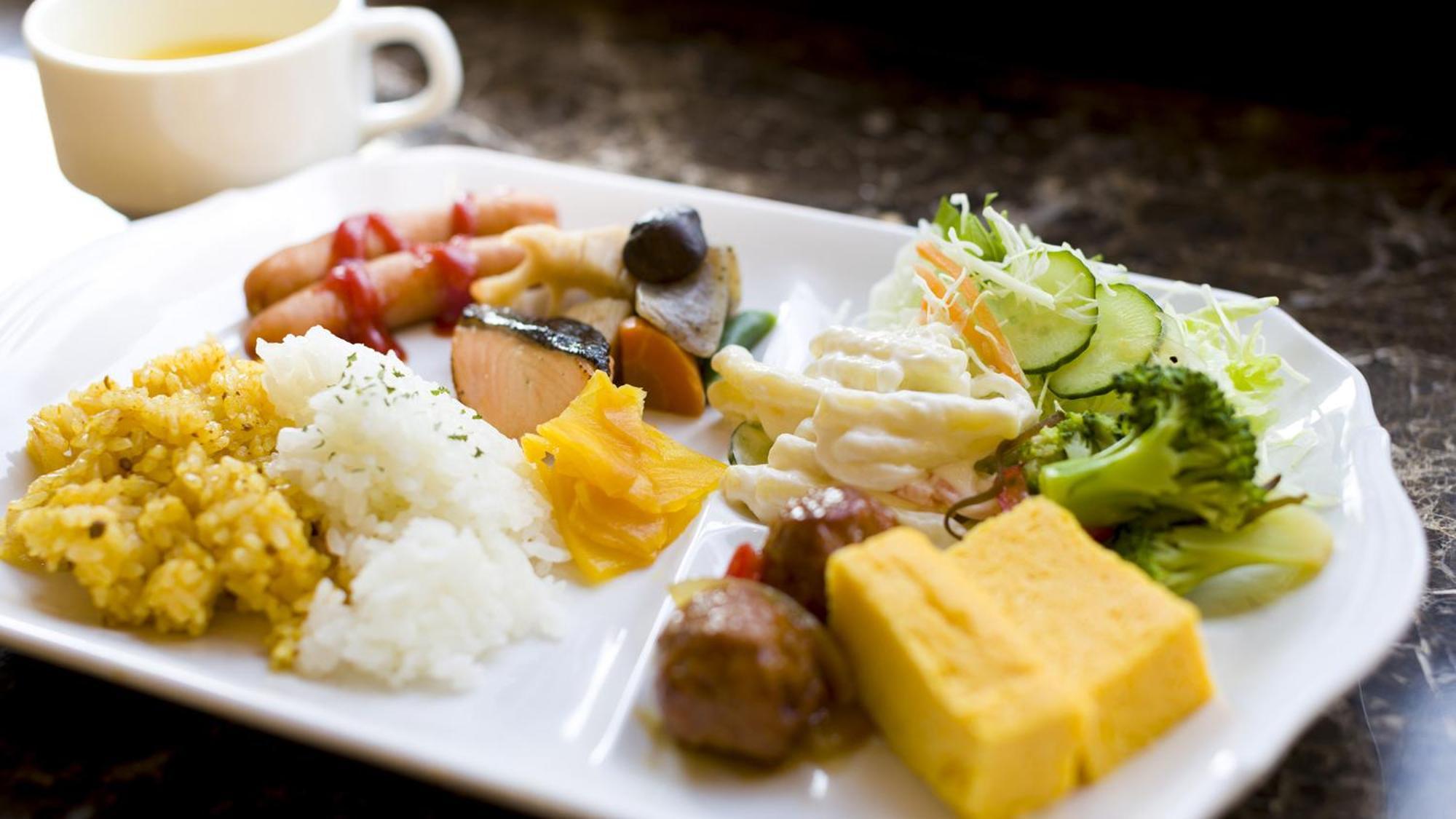 טויונאקה Toyoko Inn Osaka Itami Airport מראה חיצוני תמונה